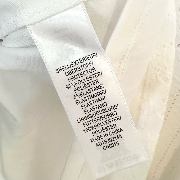 Adrianna Papell White Eyelet Ruffle Blouse - Size: 1X - Picture 4 of 6